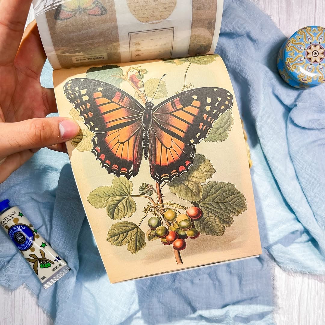 مجلة الملصقات الكبيرة Fluttering as butterfly