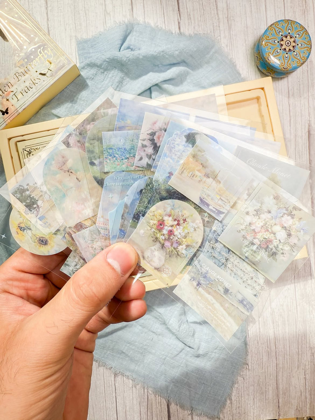 صندوق الجورنال الكبير فراشة ابيض