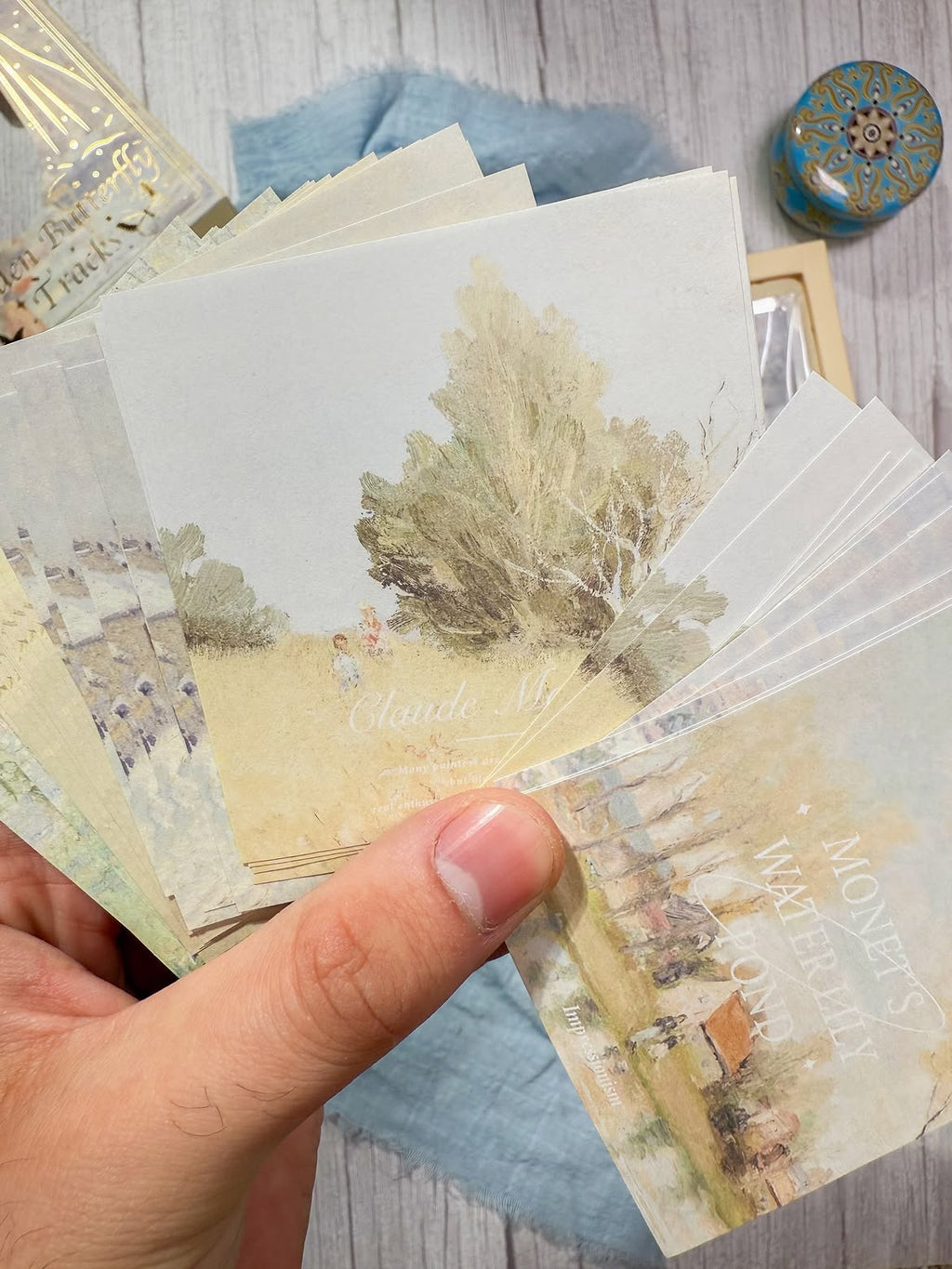 صندوق الجورنال الكبير فراشة ابيض