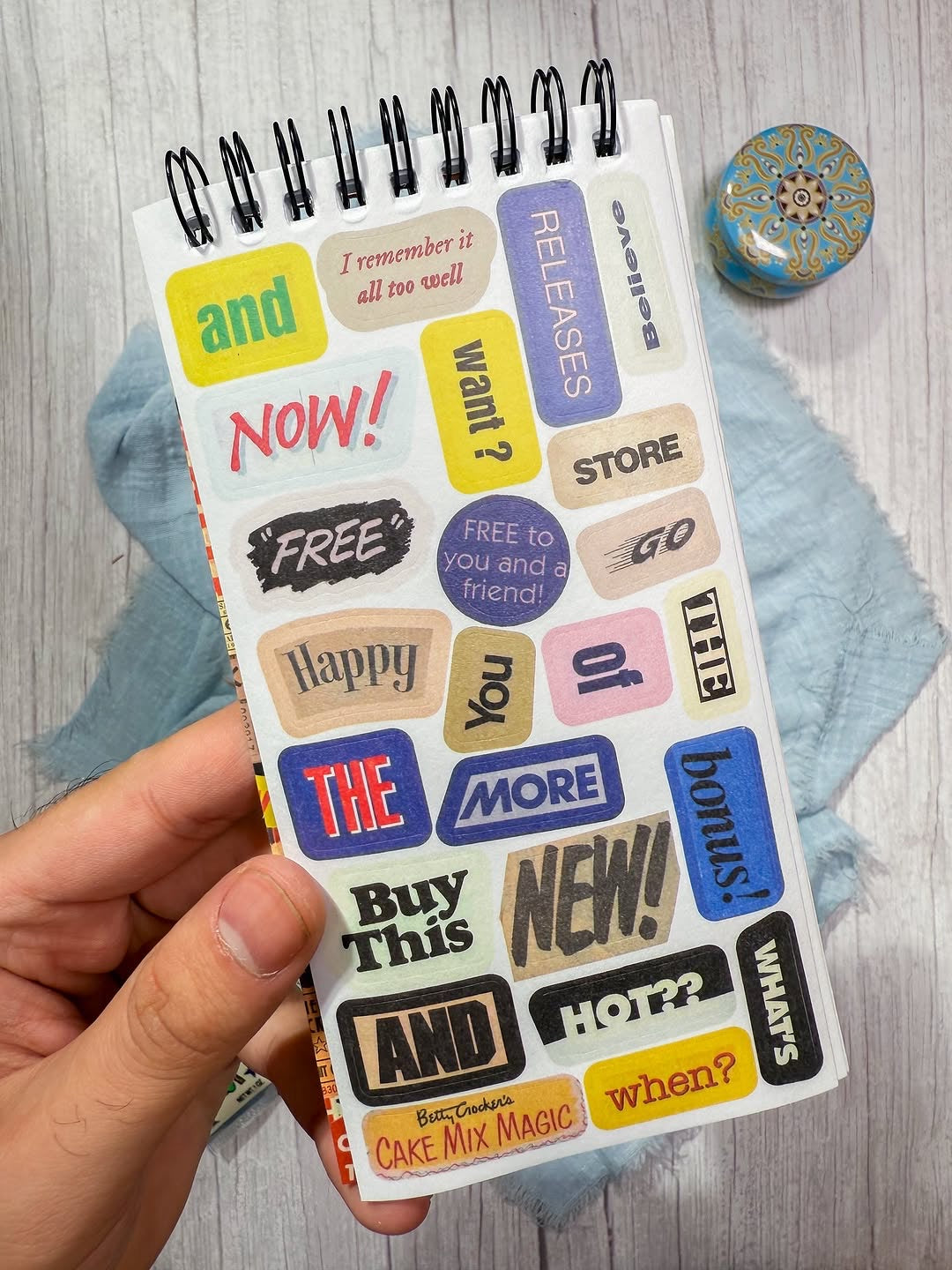 ملصقات العبارات نسخة american collage