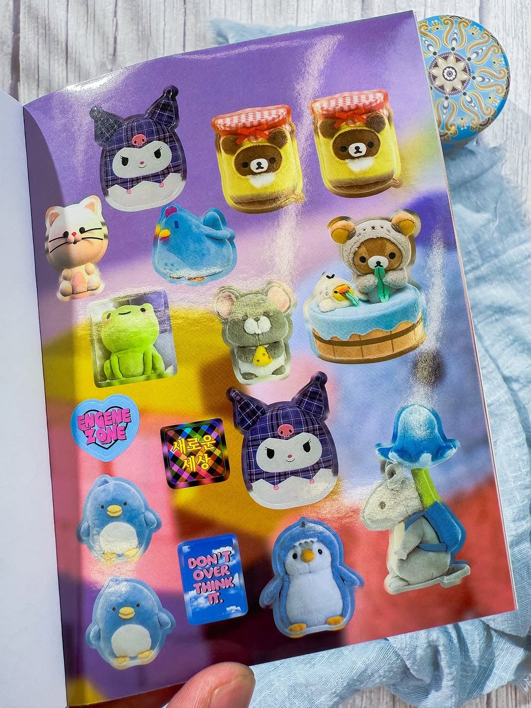 مجلة الملصقات الصغيرة toy park