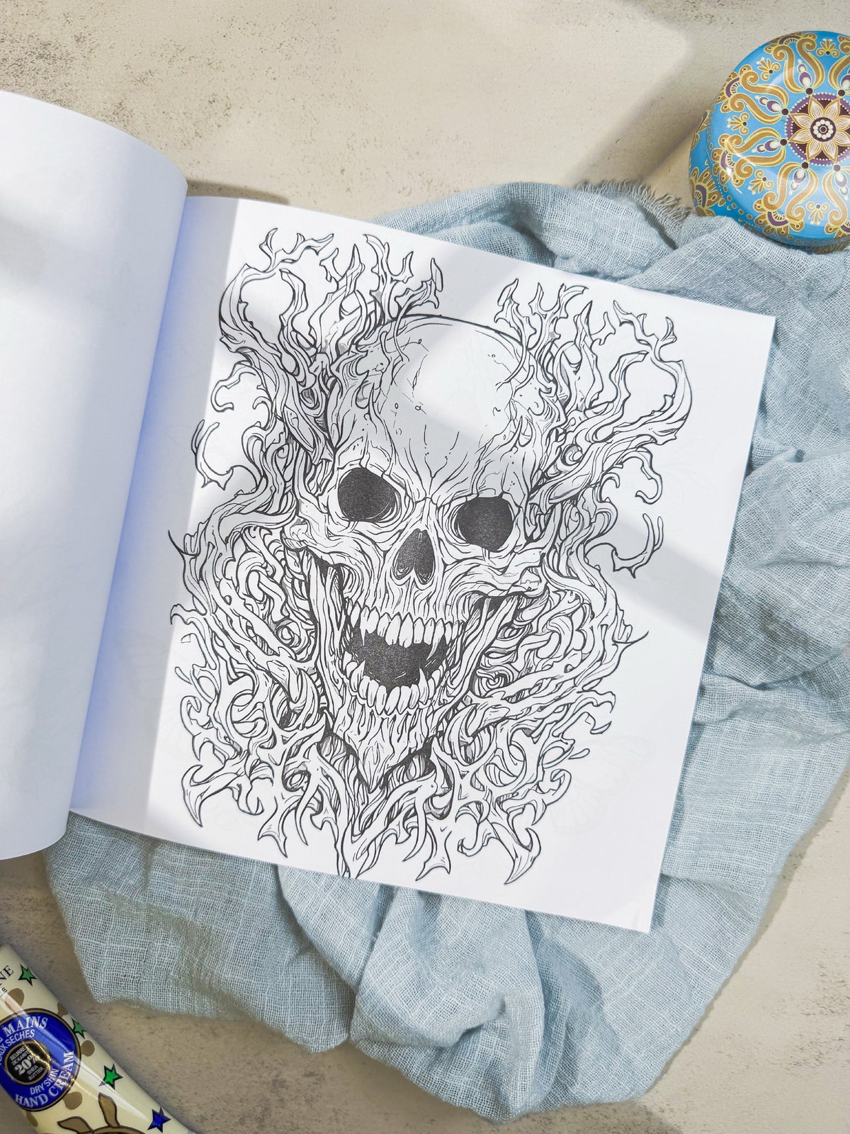 دفتر تلوين skull pattern