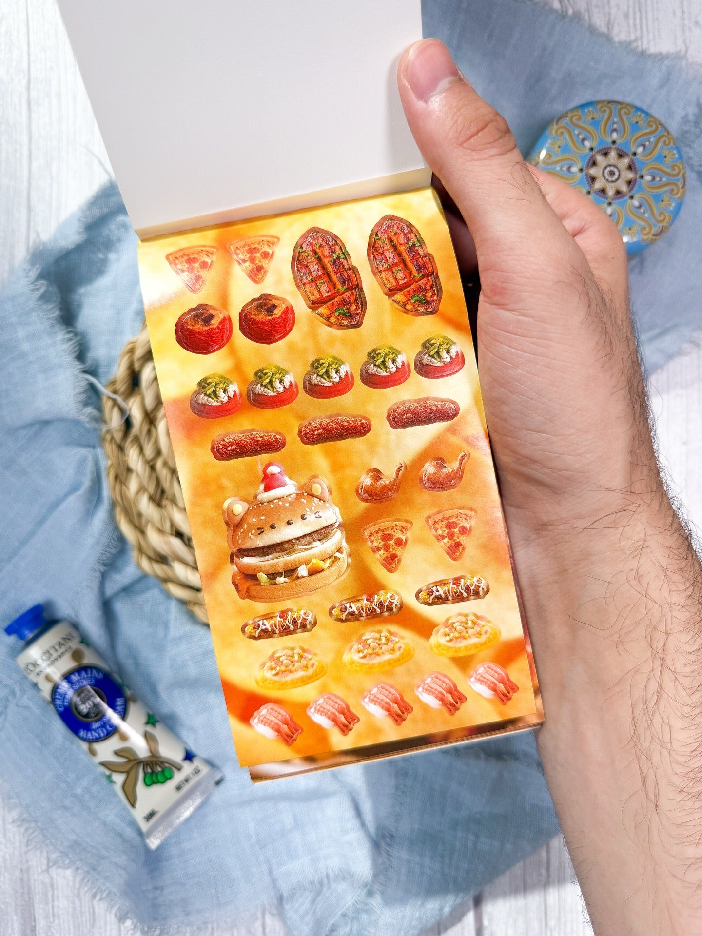 دفتر ملصقات الحلويات calorie bomb