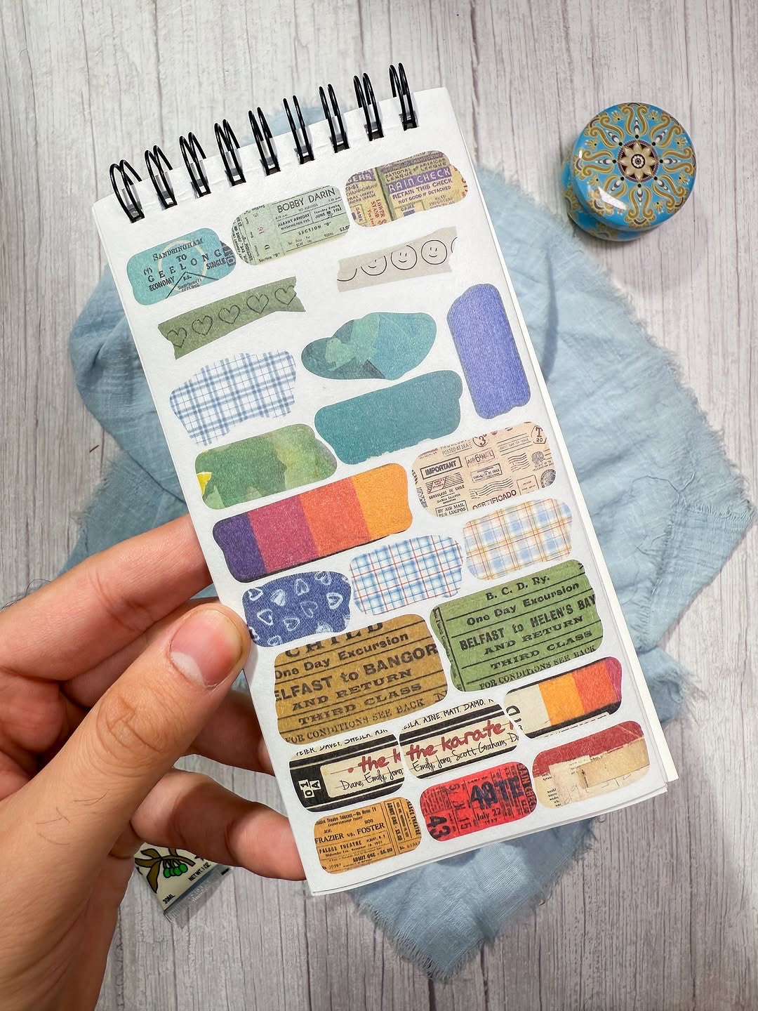 ملصقات العبارات نسخة american collage