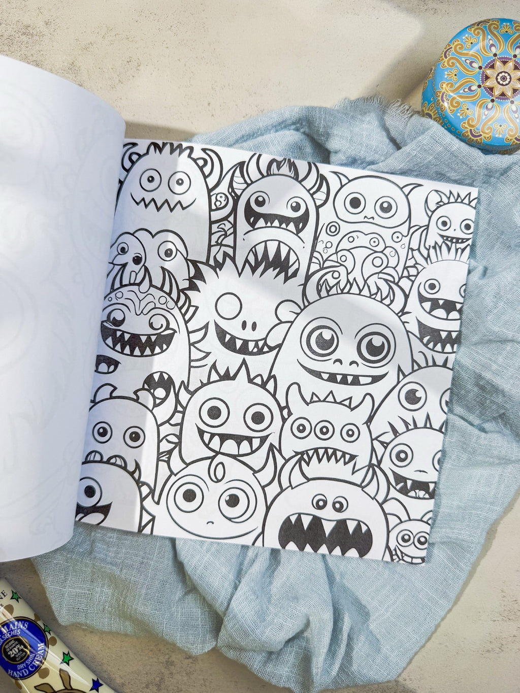 دفتر تلوين doodle monster