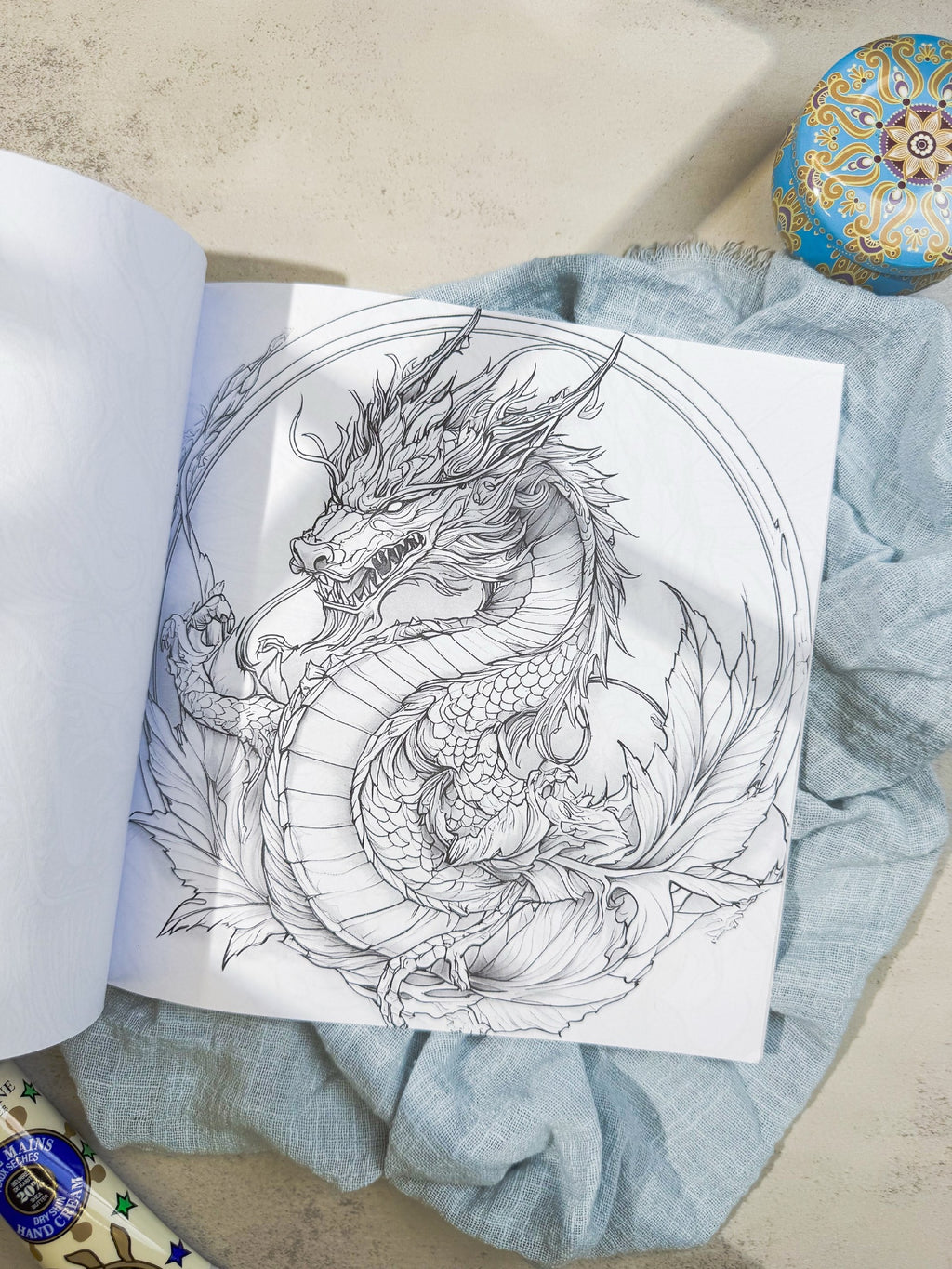 دفتر تلوين dragon