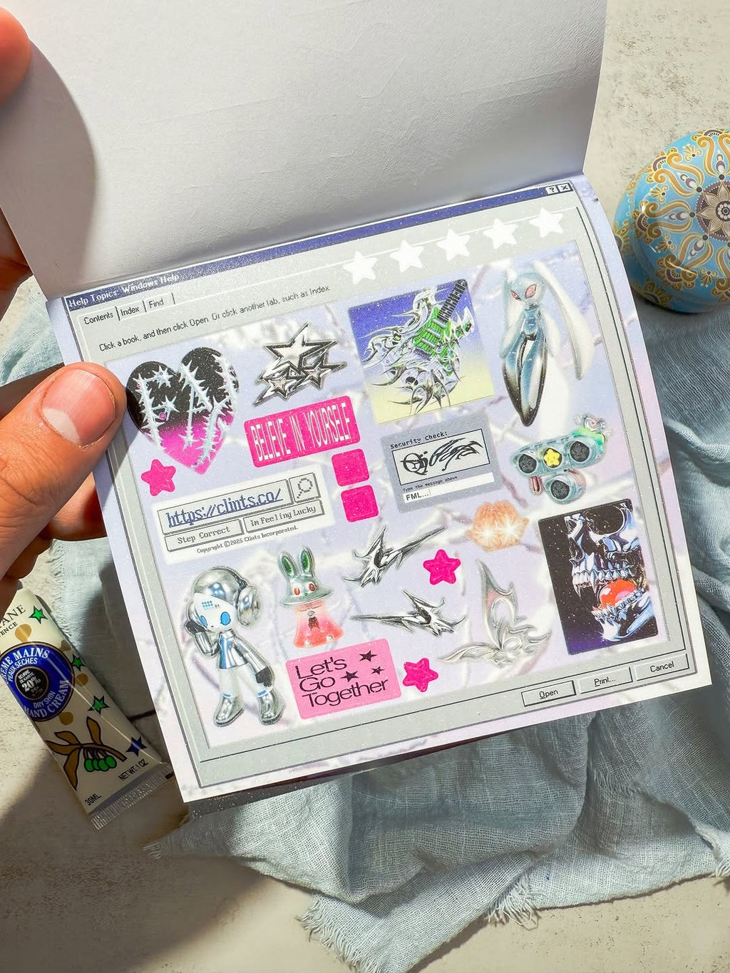 مجلة الملصقات الصغيرة نسخة cyberpunk