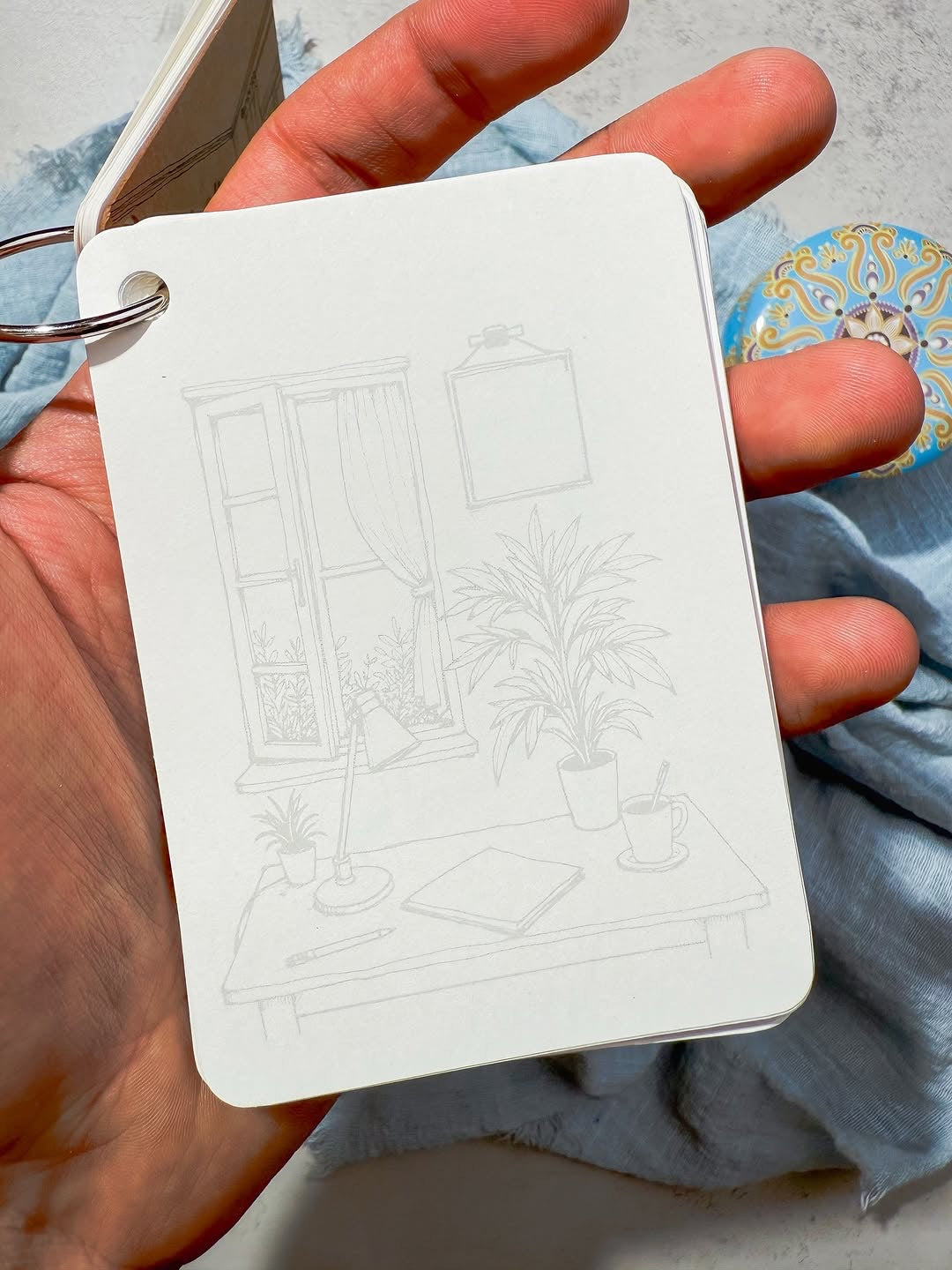 دفتر تلوين صغير Indoor room