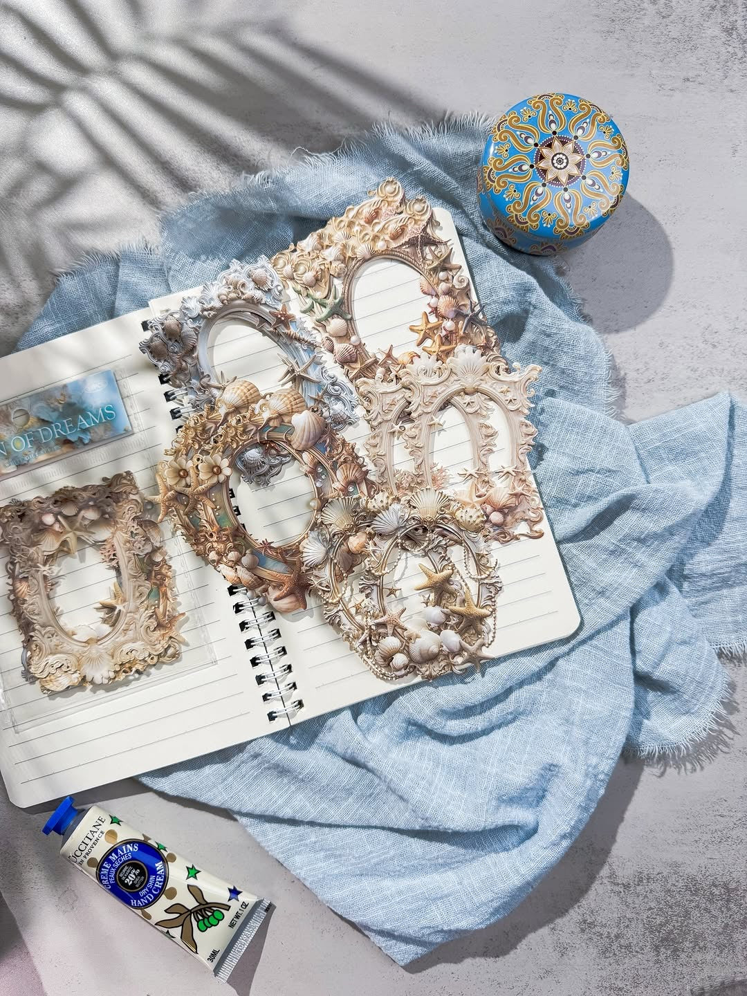Ocean of dreams اطارات جورنال بيضوية